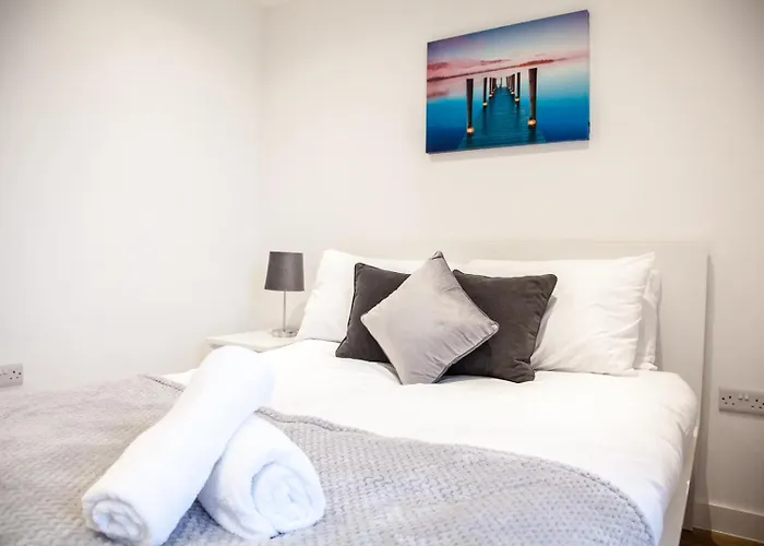 Luxury 2 Bed Apartment